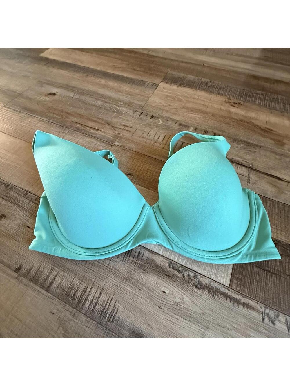 Victoria's Secret Women Bra 36D Seafoam Body By Victoria Lined Demi T Shirt